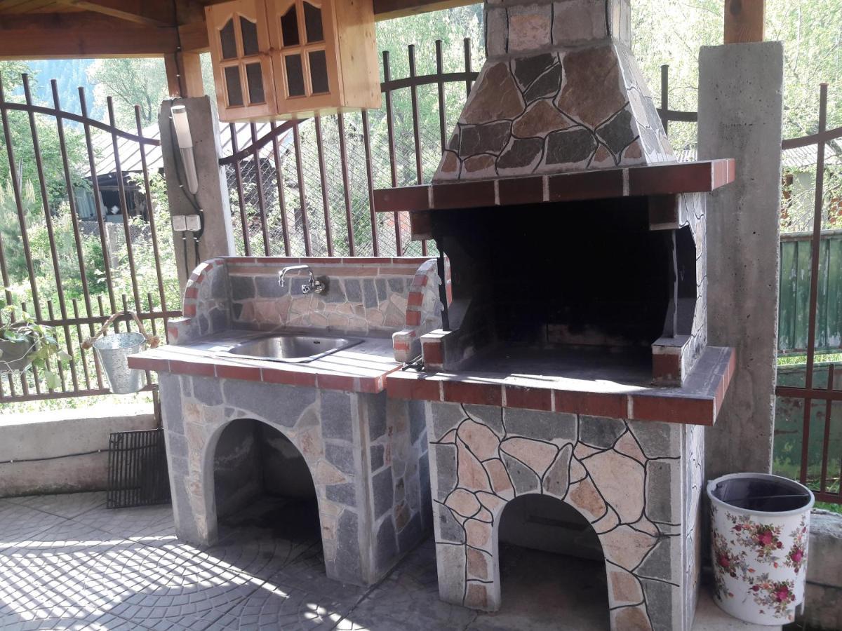 מלון Madzhare Advel Guest Hous מראה חיצוני תמונה