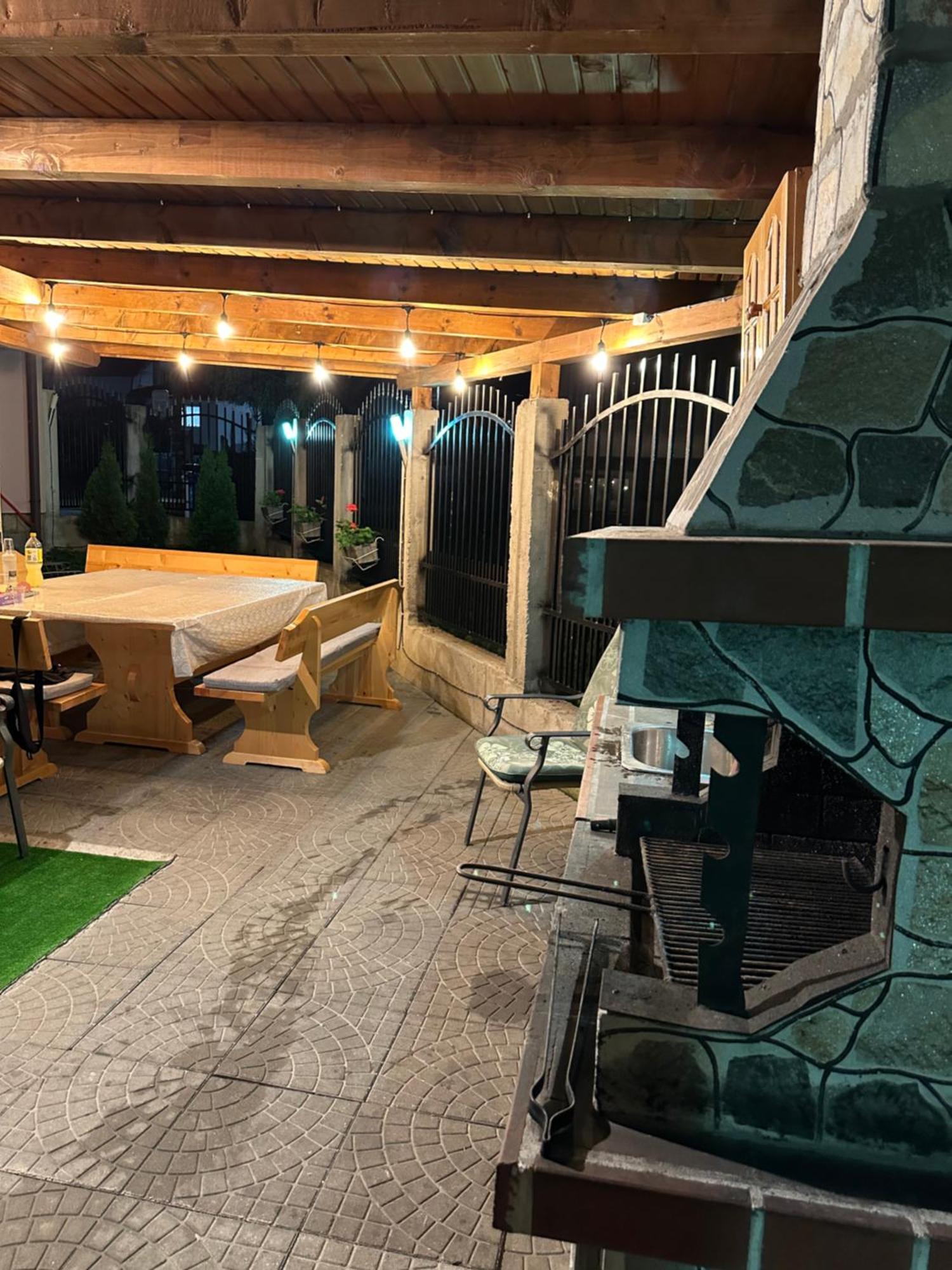 מלון Madzhare Advel Guest Hous מראה חיצוני תמונה